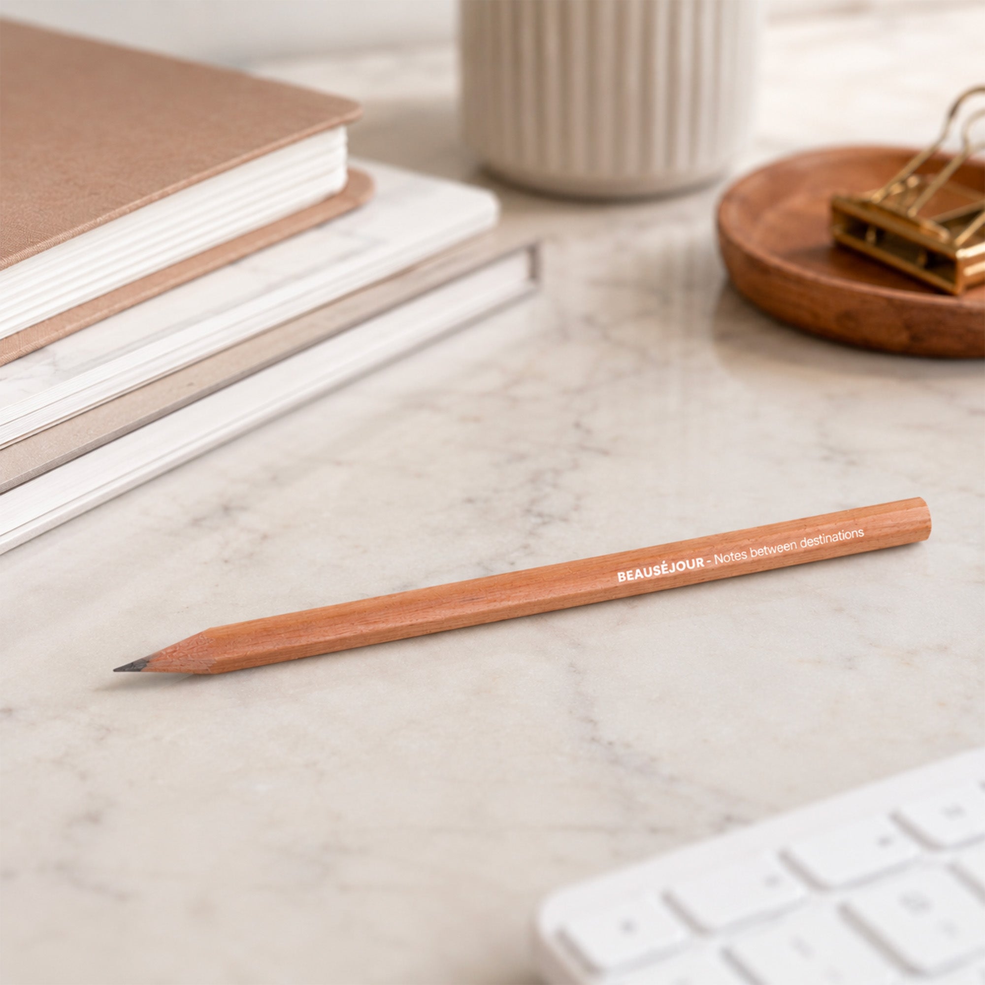 crayon graphite premium minimaliste