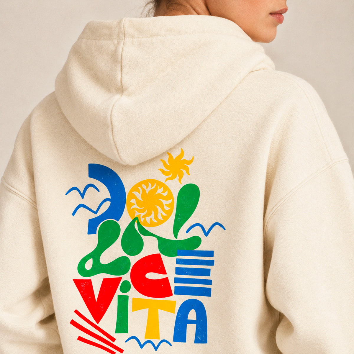 Hoodie crème Dolce Vita colorée Beauséjour, vue produit.