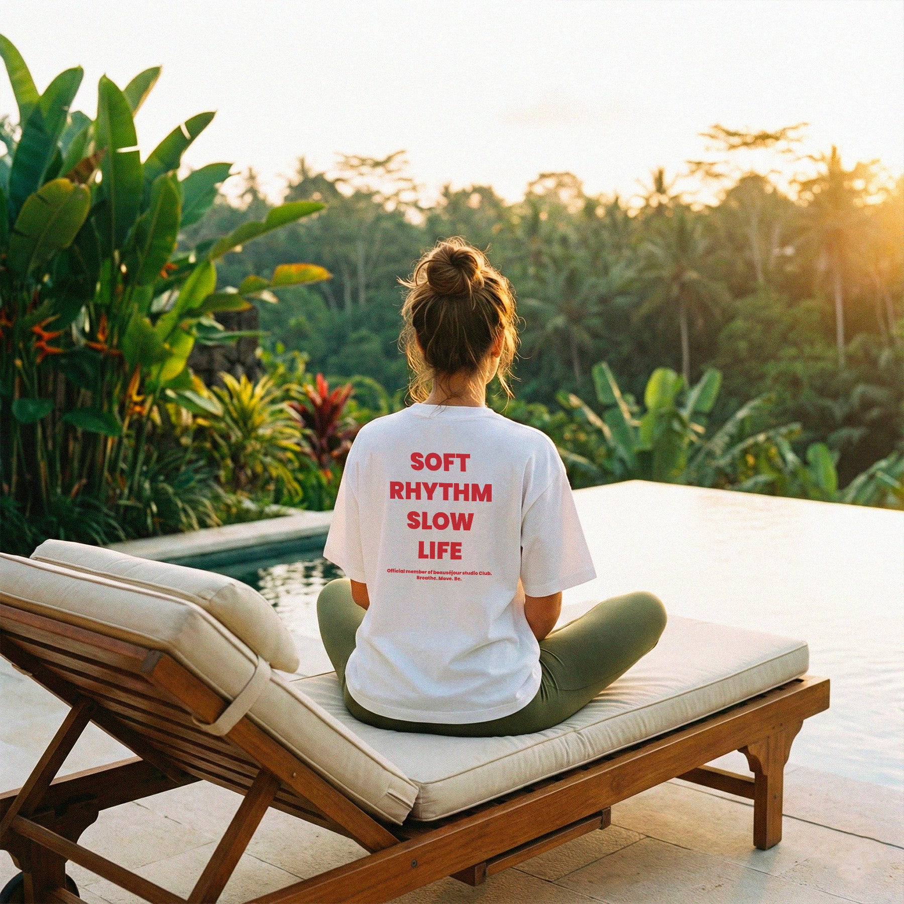 TShirt pour femme en coton 100% biologique. Impression soft rhythym slow life. TShirt yoga pour femme, marque beausejour france. T-Shirt Yoga pour femme