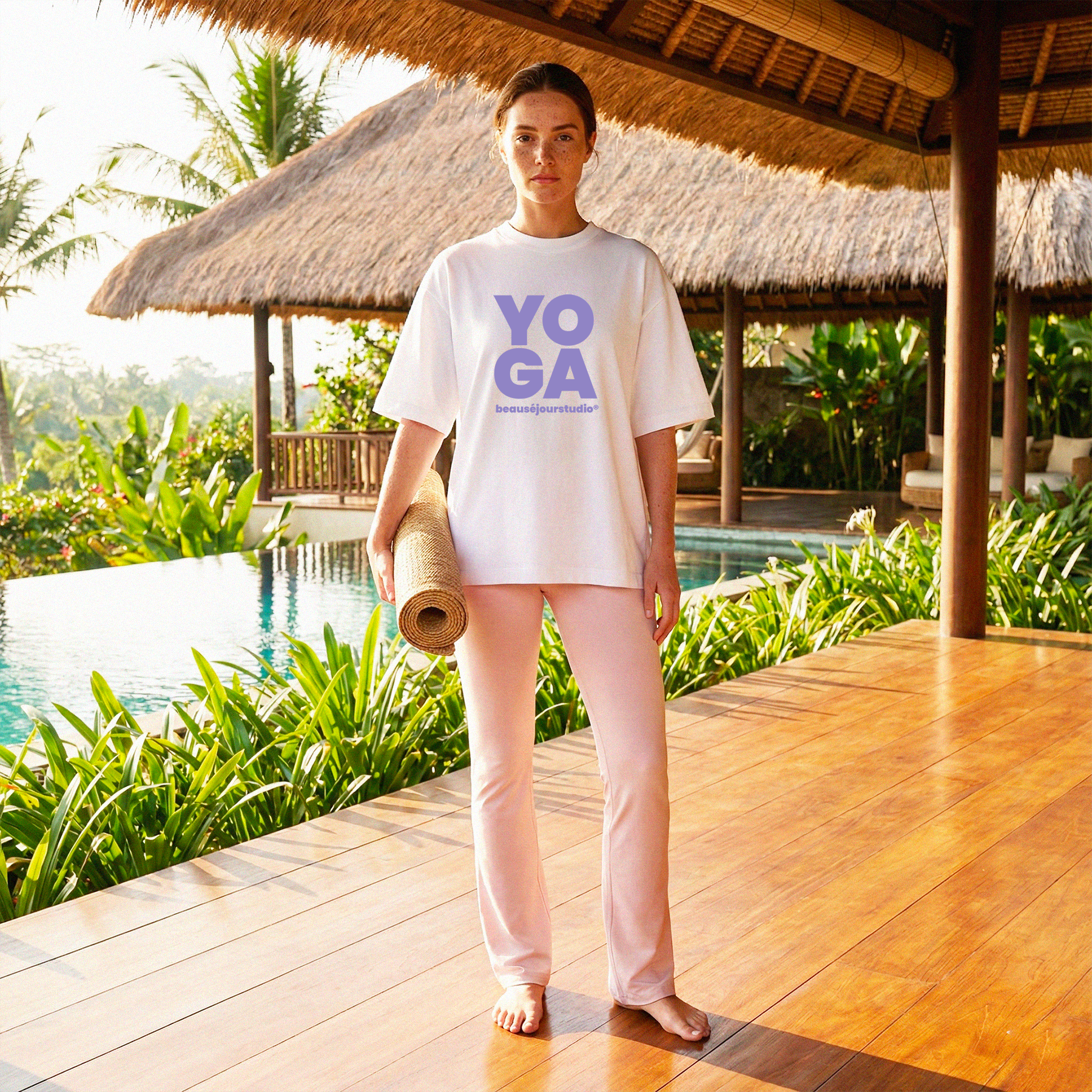 TShirt yoga 100% biologique pour femme. Impression Yoga à l'avant. Beausejour France. T-Shirt Yoga pour femme - tshirt femme - yoga