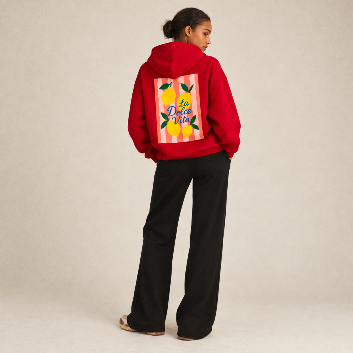 Hoodie rouge Dolce Vita citron Beauséjour, vue de dos.
