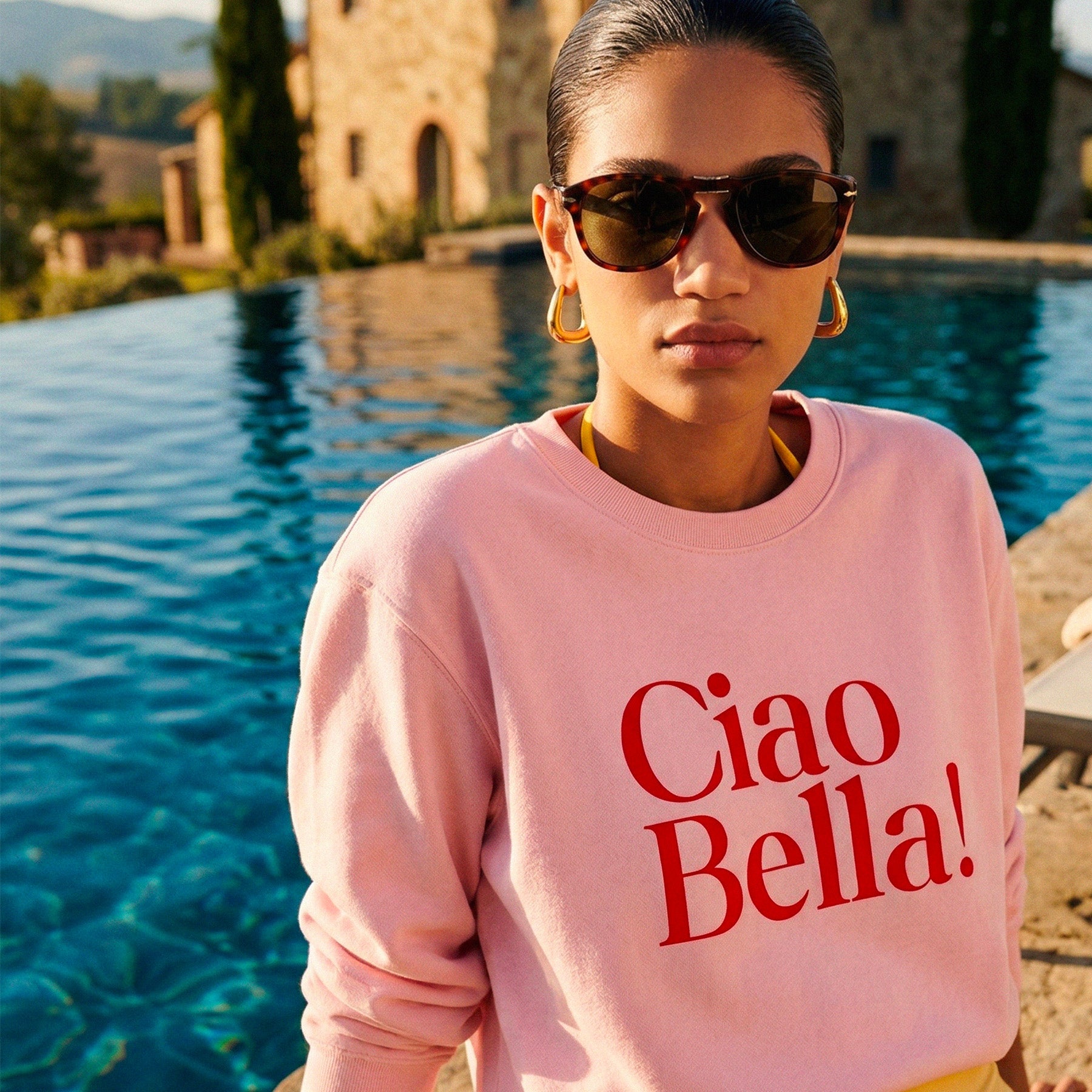 Sweat rose Beausejour inspire de la dolce vita italienne en bord de mer
