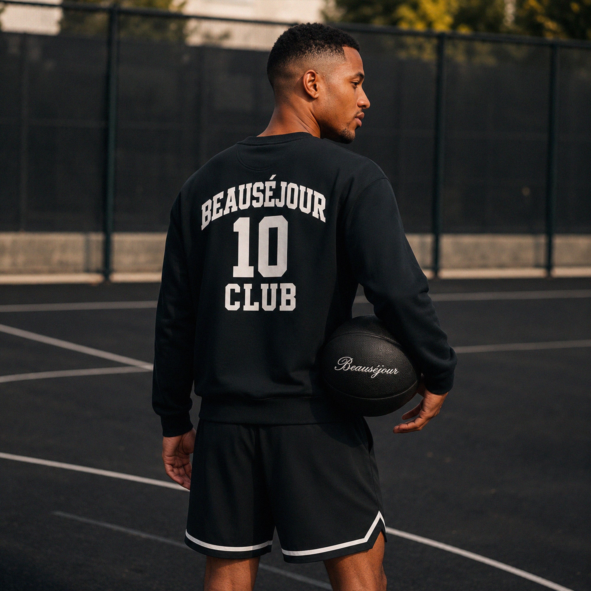Sweatshirt « 10 Club » Noir – Beauséjour Basketball Club®