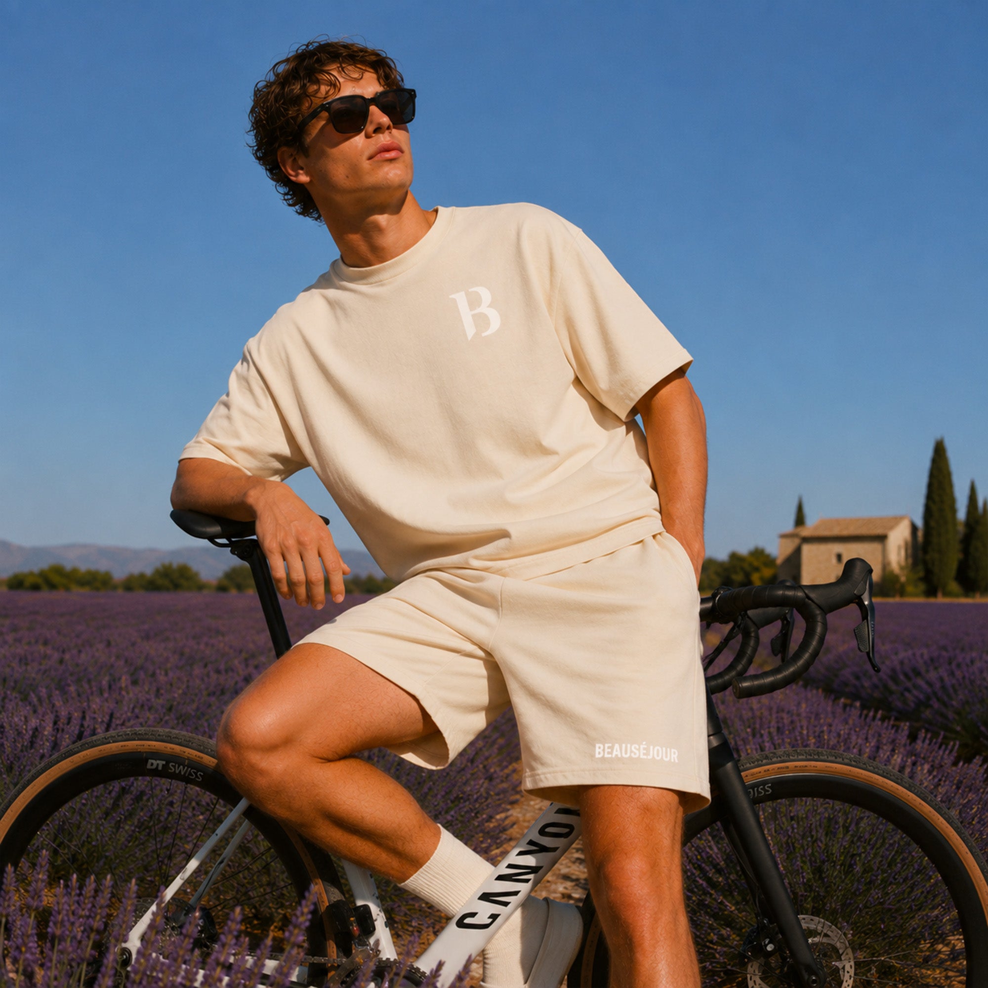 T-shirt Boxy Creme Signature B Beauséjour