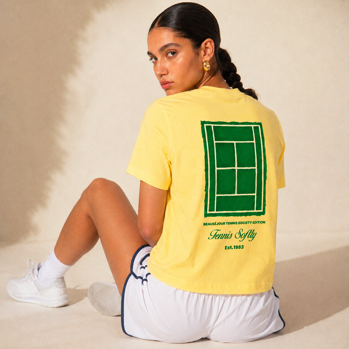 T-shirt Tennis Femme Beauséjour jaune, porté par une femme, vue 3.