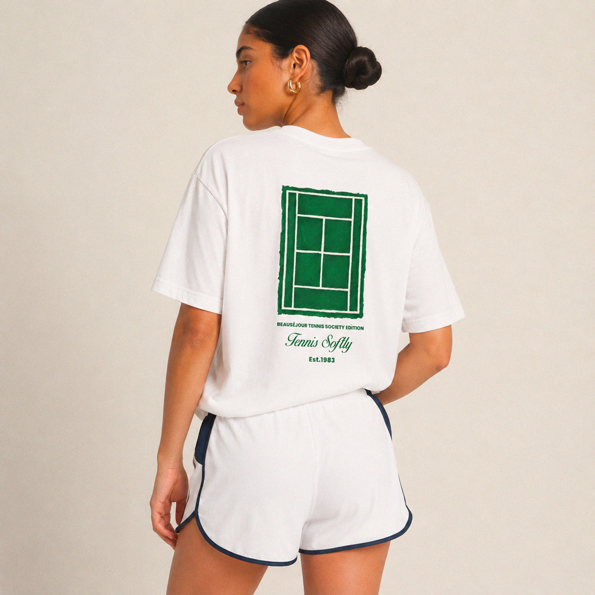 T-shirt Tennis Femme Beauséjour blanc vert, porté par une femme, vue 3.