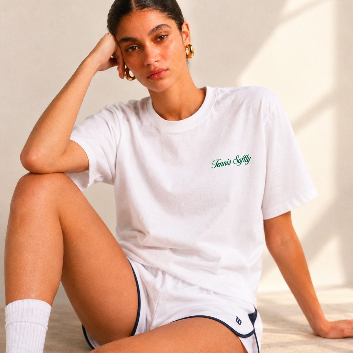 T-shirt Tennis Femme Beauséjour blanc vert, porté par une femme, vue 8.