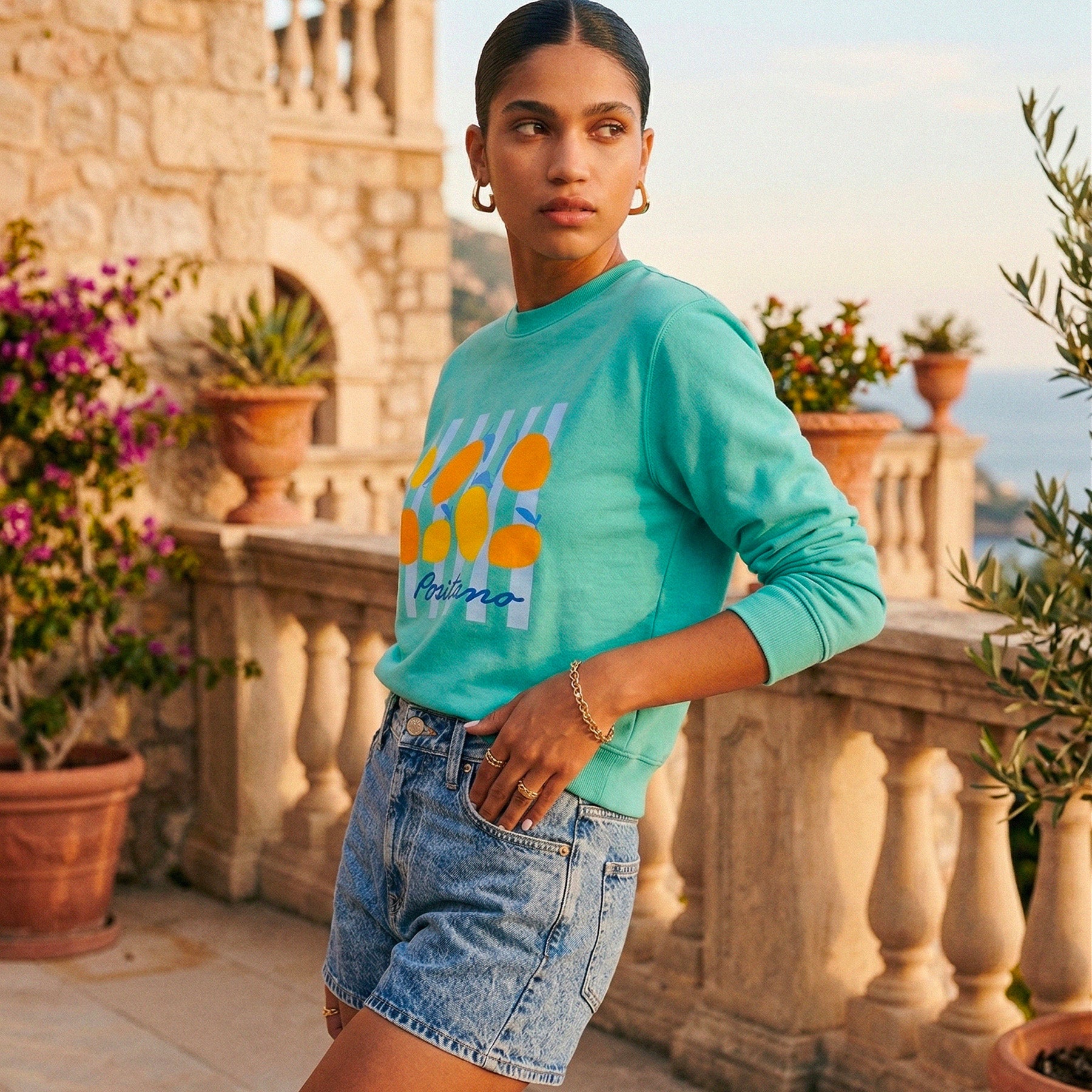 Capri Sweatshirt