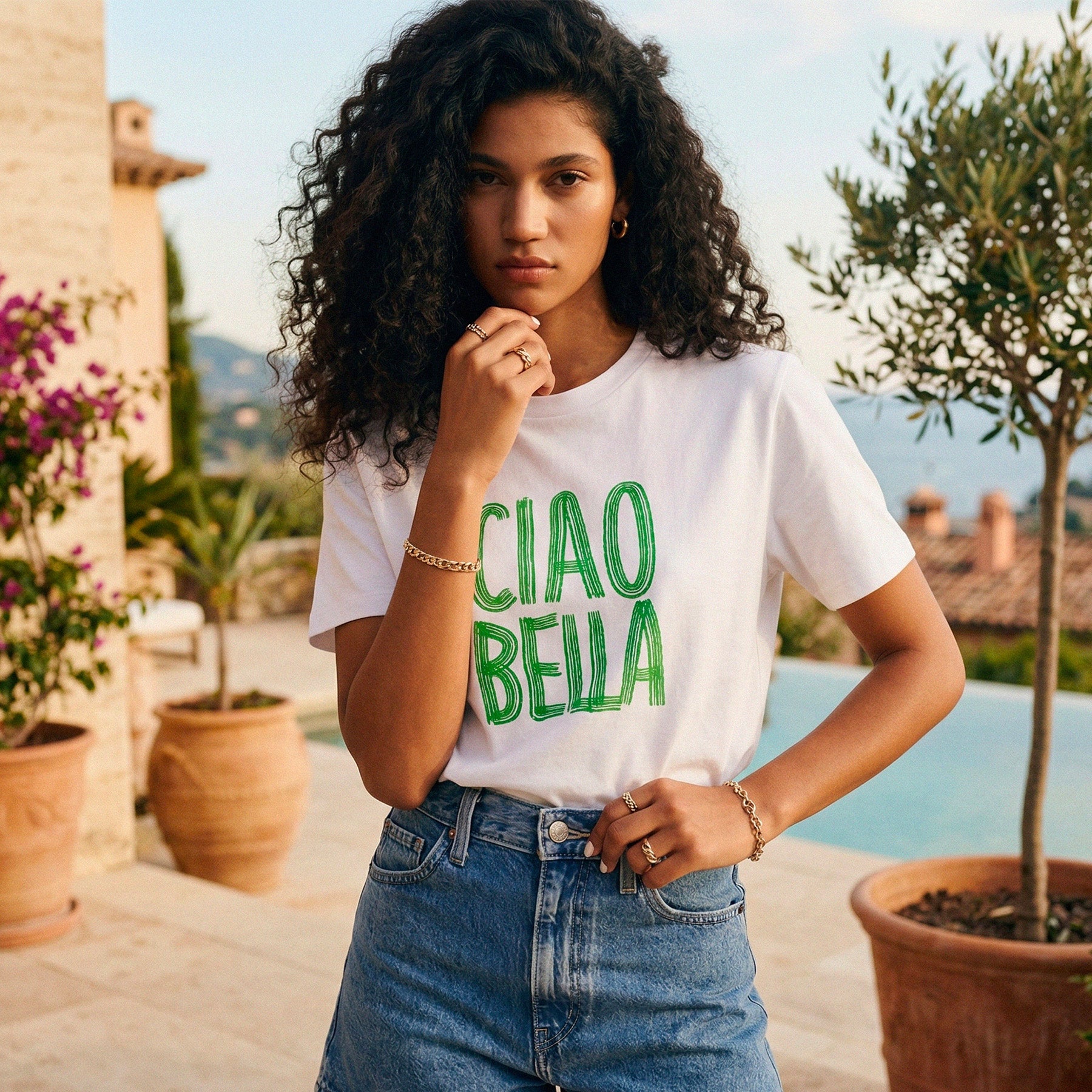 Look estival avec tshirt blanc Ciao Bella en coton biologique