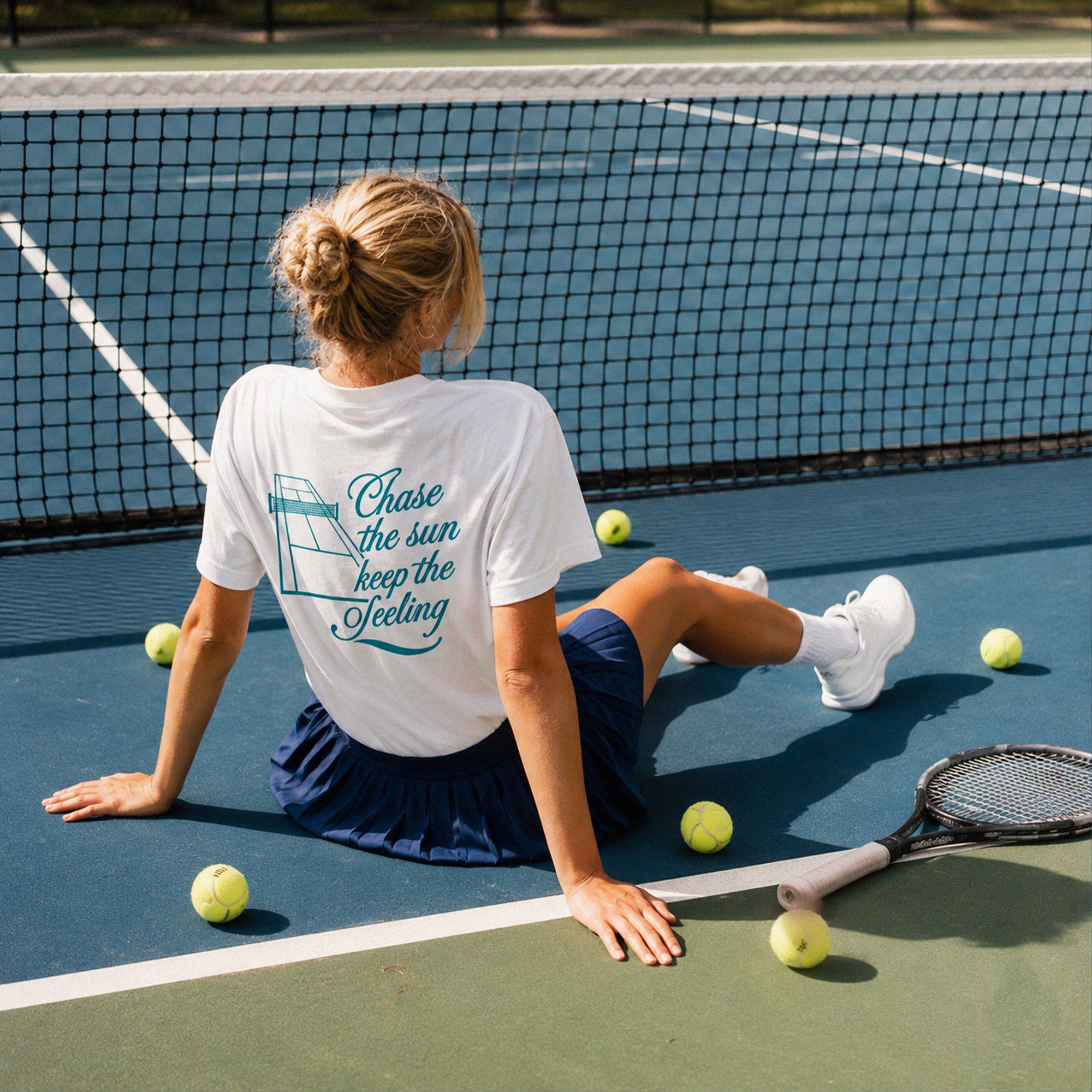 T-shirt tennis chase the sun Beauséjour® femme, vue de dos, jersey simple 180 grammes.