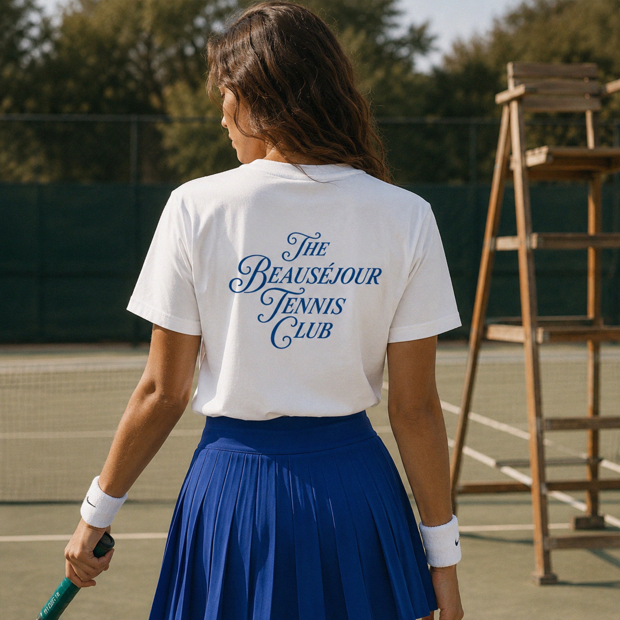 T-shirt The Beauséjour tennis club® femme, vue de dos, jersey simple 180 grammes.