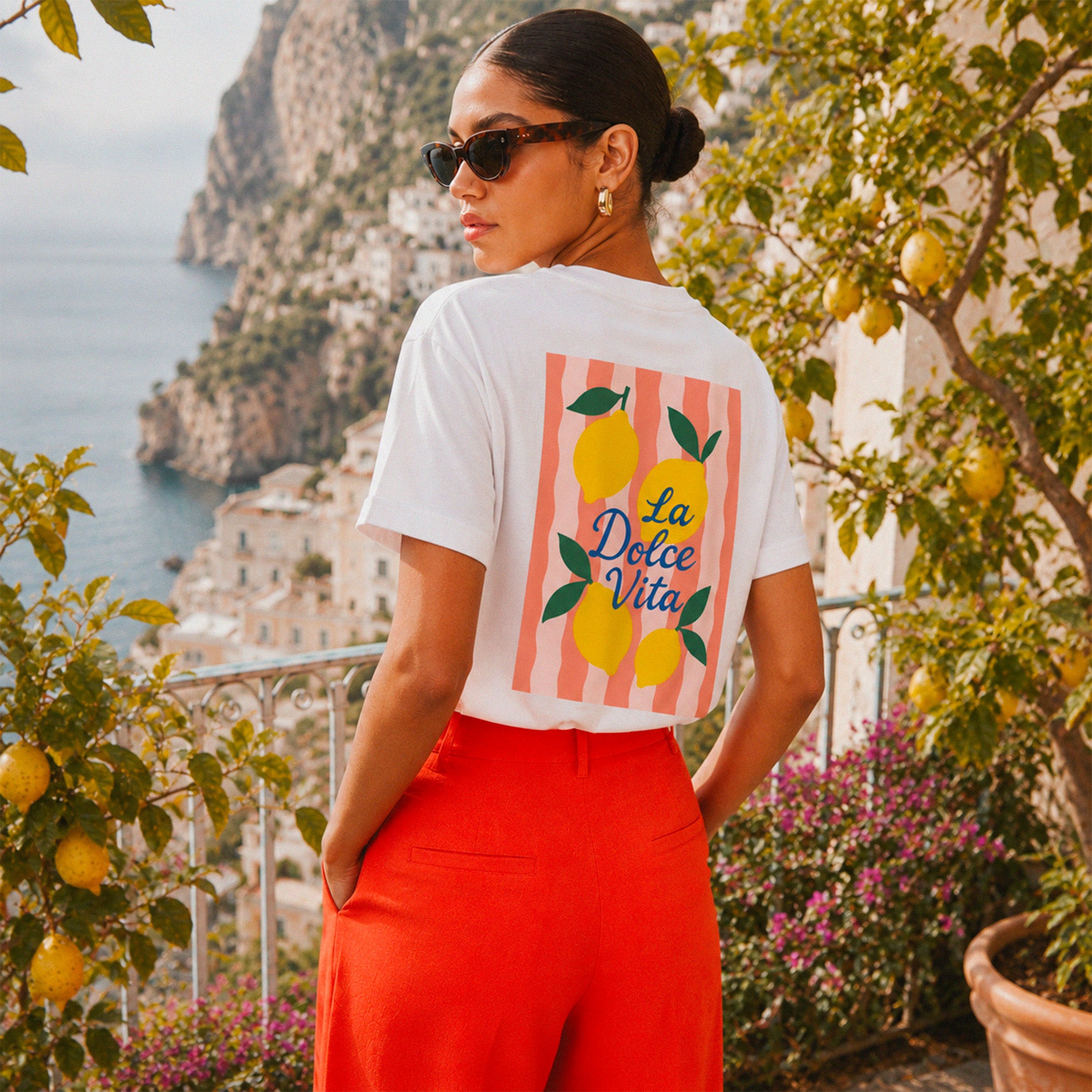 Tshirt blanc femme La Dolce Vita inspire de la cote amalfitaine et des vacances italiennes